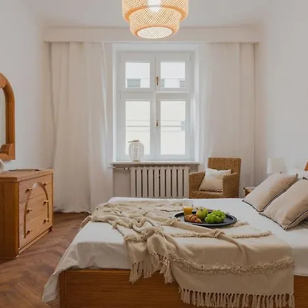 Concierge Targowa Apartment *