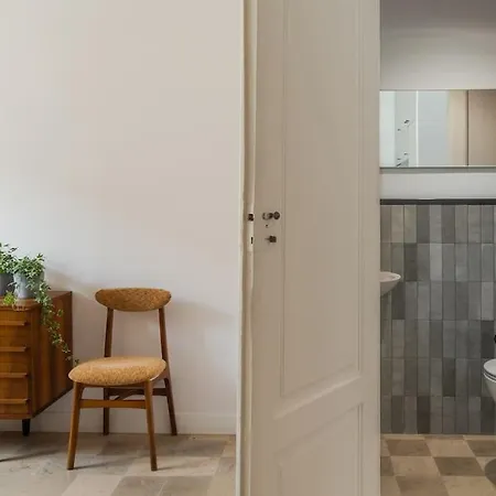 Appartement Concierge Targowa Varsovie